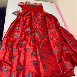 New Halloween costume Elena Avalo size 7+